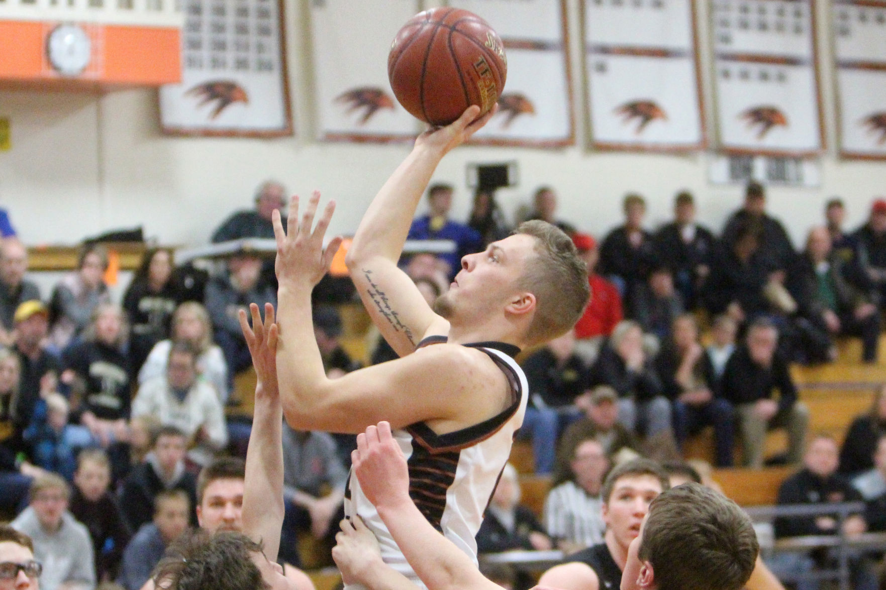 Hayward at Bloomer boys basketball 3-1-19
